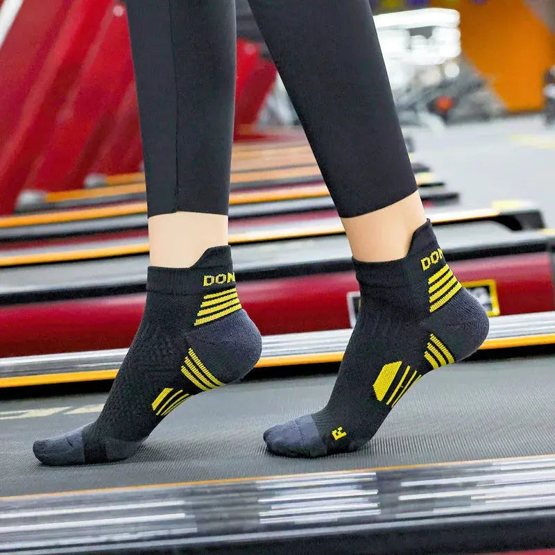 Professional Marathon Running Socks for Men and Women